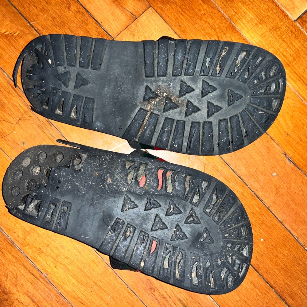 GUCCI slides